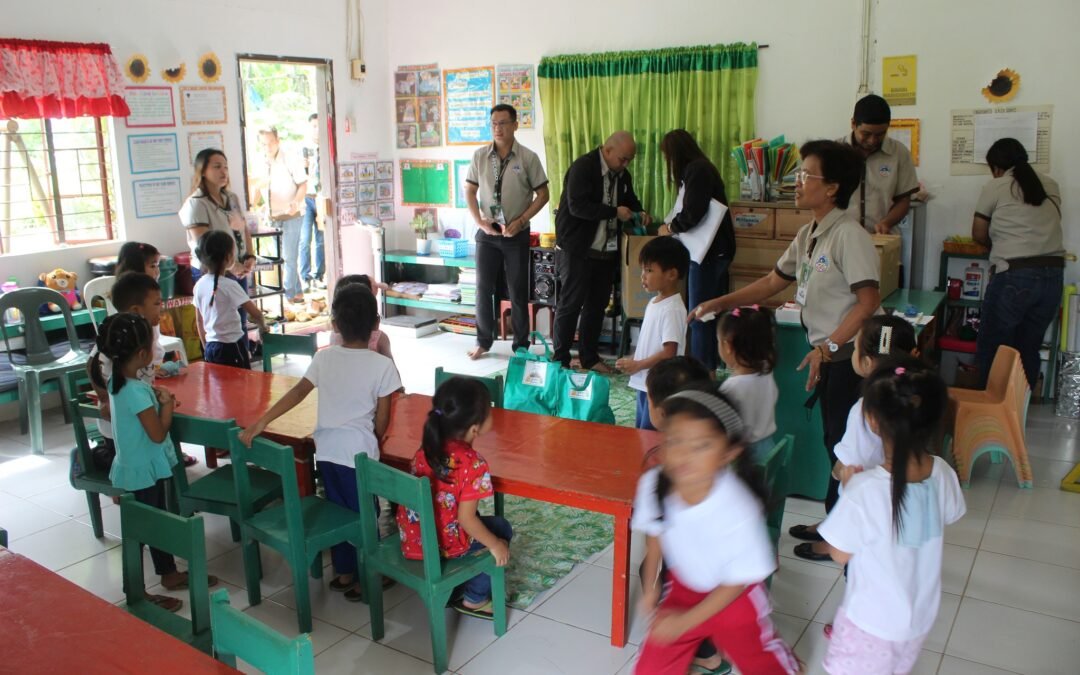 I am for the children” feeding activity at Cabawan